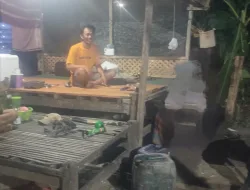 Babinsa Koramil 1404-02/Mattiro Sompe Laksanakan Patroli Malam dan Komsos di Desa Mattombong