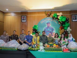 Forkopimda Tarakan Beri Kejutan Ulang Tahun Dandim 0907