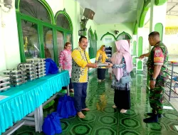 Dukung Kesehatan Ibu dan Anak, Babinsa Koramil 0907/03 Tarbar Kawal Program MBG di Posyandu Asoka