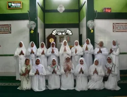 Doa Bersama Warnai Peringatan HUT Ke-80 Persit Kartika Chandra Kirana Koorcab Rem 181 PD XVIII/Kasuari.