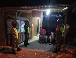 Patroli Malam Babinsa Geumpang dan Warga Jaga Kondusivitas Desa Mane
