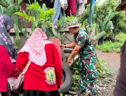 Prajurit Denma Brigif TP 31/PS Hadir di Tengah Masyarakat Wujudkan Lingkungan Bersih dan Sehat.