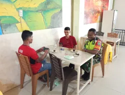 Babinsa Geumpang Perkuat Komsos, Warga Bangkeh Apresiasi Kehadiran TNI