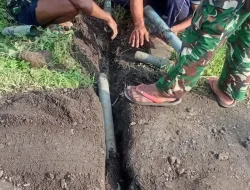 Prajurit Denma Brigif TP 31/PS Perbaiki Pipa Demi Kelancaran Akses Air Bersih