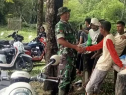 Komsos Humanis Babinsa Koramil 03/Delima Pererat Kedekatan dengan Masyarakat