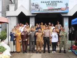 Dandim 1405/Parepare Bersama Forkopimda Kendalikan Inflasi Ramadan, Pastikan Harga dan Stok Sembako Stabil di Pasar Lakessi