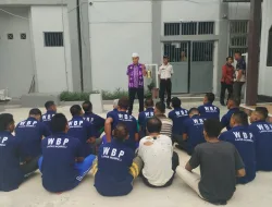 KAPALA LAPAS KELAS III WONRELI BERIKAN ARAHAN HAK DAN KEWAJIBAN UNTUK WBP