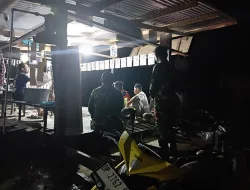 Babinsa Koramil 1404-07/Lembang Laksanakan Patroli Siskamling, Ajak Warga Jaga Kamtibmas dan Waspada Narkoba