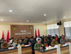 Danrem 181/PVT Hadiri Vicon Rapat Koordinasi Lintas Sektoral Secara Daring