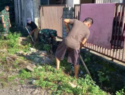 Danramil 1404-03/Mattiro Bulu Pimpin Kerja Bakti Pembersihan Saluran Air Bersama Warga