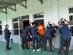 Cegah Barang Terlarang, Lapas Banjarbaru Razia Kamar Hunian Warga Binaan