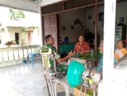 Pupuk Kebersamaan, Babinsa Posramil Beutong Ateuh Banggalang Komsos Dengan Tokoh Masyarakat Di Wilayah binaan