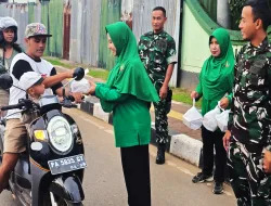 PERSIT KODIM 1707/MERAUKE BERBAGI TAKJIL, WUJUD KEPEDULIAN DI BULAN RAMADHAN