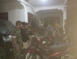 Babinsa Koramil 1404-06/Duampanua Laksanakan Pemantauan Wilayah dan Komsos Bersama Warga
