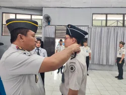 Bentuk Apresiasi Kinerja, Kepala Rutan Pelaihari Sematkan Kenaikan Pangkat Empat Pegawai