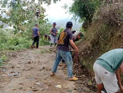 Antisipasi Banjir dan Penyakit Menular, Koramil 1419-04/Alla Gelar Karya Bhakti