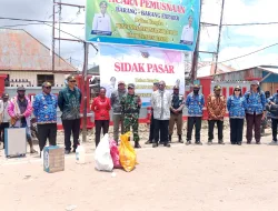 DANRAMIL BERSAMA ANGGOTA BABINSA HADIRI DAN MENDAMPINGI PEMDA KABUPATEN PANIAI DALAM KEGIATAN PELEPASAN TIM SIDAK PASAR
