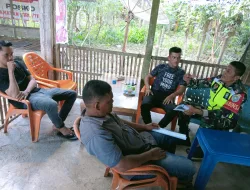 Babinsa Koramil 15/Tiro Himbau Warga Awasi Anak Saat Lebaran, Cegah Bahaya Petasan