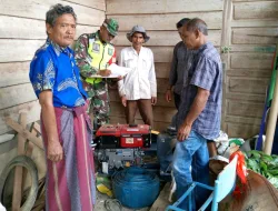 Babinsa Posramil Beutong Ateuh Banggalang Monitoring Pengecekan Pompa Air Bersama Kelompok Tani