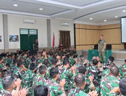 Pererat Silaturahmi dan Bangun Semangat Kebersamaan, Danrem Pimpin Pengarahan Dilanjutkan Halal Bihalal Pasca Hari Raya Idul Fitri