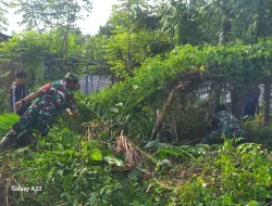 Babinsa Koramil 1404-05/Patampanua Bersama Warga Laksanakan Kerja Bakti di Puskesmas Malimpung