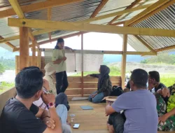 Dorong Produktivitas Kakao, Babinsa dan Penyuluh Edukasi Petani di Blang Teungoh