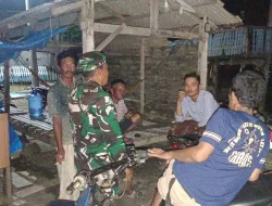 Babinsa Koramil 1404-02/Mattiro Sompe Laksanakan Pemantauan Wilayah dan Komsos Bersama Warga