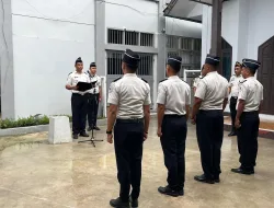 Empat Petugas Lapas Kelas III Wonreli Dikukuhkan sebagai Anggota Satops Patnal