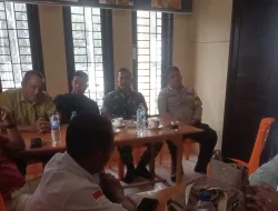 Jaga Sinergitas Babinsa Koramil 02/Seunagan Jalin Komsos Dengan Aparatur Desa Di Desa Binaan
