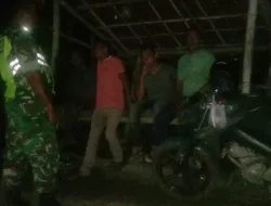 Babinsa Intensifkan Patroli Siskamling, Tinjau Pos Ronda untuk Jaga Stabilitas Keamanan di Indra Jaya