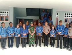 DANRAMIL 1703-01/ENAROTALI HADIRI PERESMIAN GEDUNG PIE DAN GEDUNG IPSRS RSUD KABUPATEN PANIAI