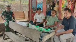 Babinsa Tangse Rangkul Tokoh Pemuda, Perkuat Stabilitas dan Pembangunan Desa Keubon Nilam