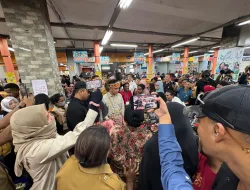 Di Hari Kartini, Wapres Gibran Ajak Mama Papua Belanja di Supermarket