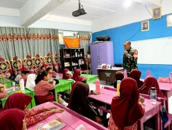 Babinsa Koramil 1405-01/Ujung Tanamkan Nilai Kedisiplinan Sejak Dini kepada Siswa SD Negeri 1 Parepare