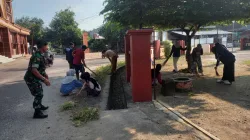 Koramil 1404-01/Suppa Bersama Warga Kerja Bakti Pembersihan Saluran ABabinsair