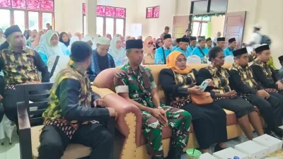 Kasdim 1807/Sorsel Ikut Melaksanakan Pengantaran Jamaah Haji Sorsel 1447 H/2026 M Berlangsung Khidmat