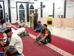 Babinsa Kodim 1404/Pinrang Rutin Shalat Subuh Berjamaah di Masjid