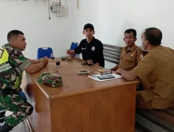 Babinsa Koramil 04 Beutong laksanakan komunikasi sosial dengan masyarakat di desa Keude seumot Kecamatan Beutong