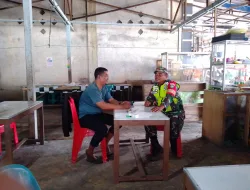 Babinsa Koramil 04 Beutong Aktif dalam kegiatan komunikasi sosial di masyarakat Desa Binaannya