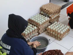 Telur Asin Jadi Bekal Produktif, Warga Binaan Perempuan Rutan Pelaihari Asah Kemandirian