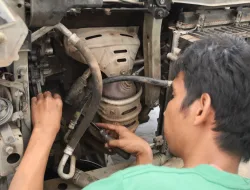 Mengasah Keahlian di Balik Kap Mesin, Bimker Rutan Pelaihari Terus Kembangkan Keterampilan Otomotif Warga Binaan
