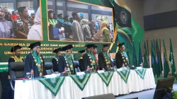 MEWAKILI DANREM 181/PVT KAPENREM 181/PVT HADIRI RAPAT SENAT TERBUKA WISUDA SARJANA DAN MAGISTER UNIVERSITAS MUHAMMADIYAH SORONG TAHUN AKADEMIK 2026/2027