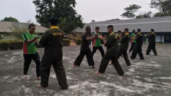 Rutinitas Bela Diri Kodim 1405/Parepare: Asah Naluri Tempur dengan Pencak Silat Militer (PSM)
