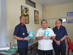 Dikunjungi Staf Ahli Menimipas, Lapas Banjarbaru Kenalkan Program Pembinaan Produktif Warga Binaan 
