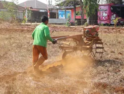 Deru Traktor, Tumbuh Harapan! Rutan Pelaihari Bersiap Tanam Jagung di Kebun SAE